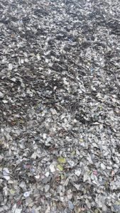 sandwich-panelen-platen-geschredderd